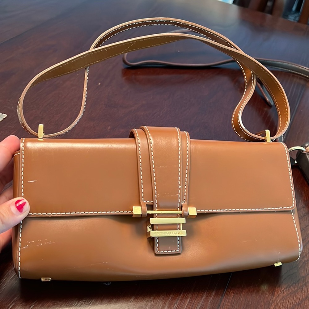 Classic Antonio Melani Purse. Bought it in Dillards. Genuine leather